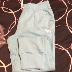 🆕 PINK Victoria Secret jogger pants